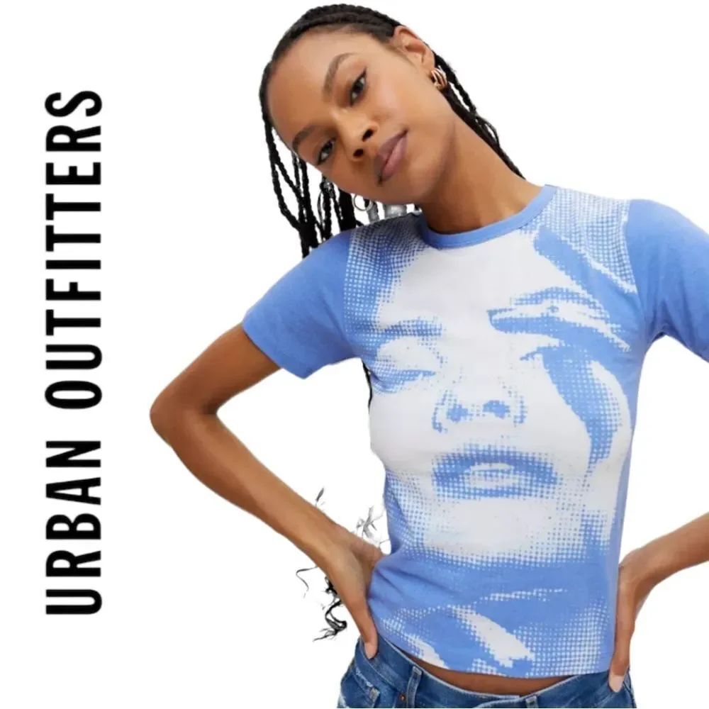 NEW Urban Outfitters UO Photo Real Fitted Graphic Shirt Tee M